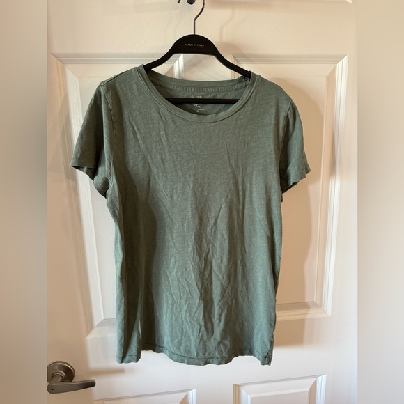 J Crew green slub cotton tee, size medium - Picture 1 of 4